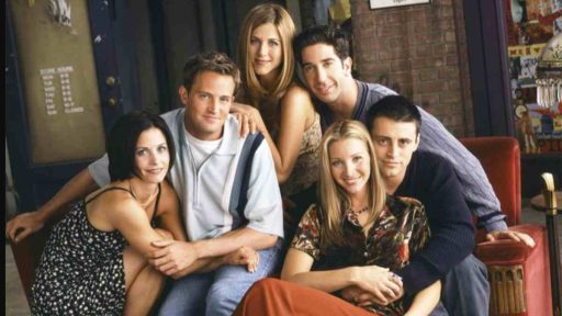 L'iconica serie Friends continua a generare dibattiti infiniti tra i suoi appassionati, a distanza di quasi vent'anni dalla sua conclusione.