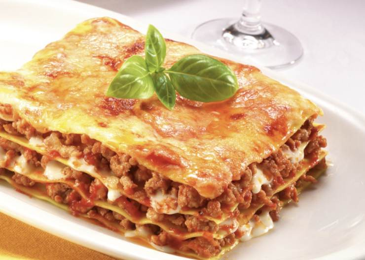 In molte famiglie la domenica si cucina la lasagna