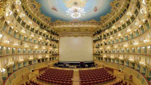 colpo di scena ha colpito il Teatro La Fenice di Venezia